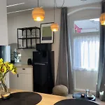Urban Apartments Premium No 12A - Free Parking