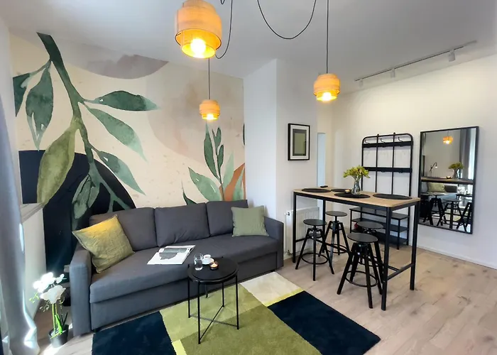 Urban Premium No 12a, Free Parking, Self Check-in